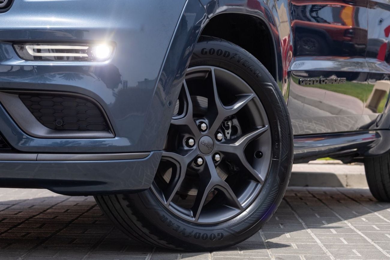 Jeep Grand Cherokee Jeep Grand Cherokee 2019 GCC specs for 1,406.00 AED monthly