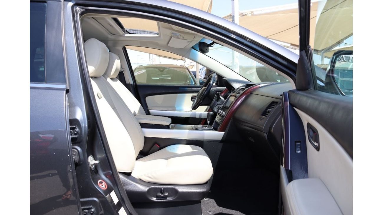 Mazda CX9 GTX LTD ACCIDENTS FREE - GCC - FULL OPTION - PERFECT CONDITION INSIDE OUT
