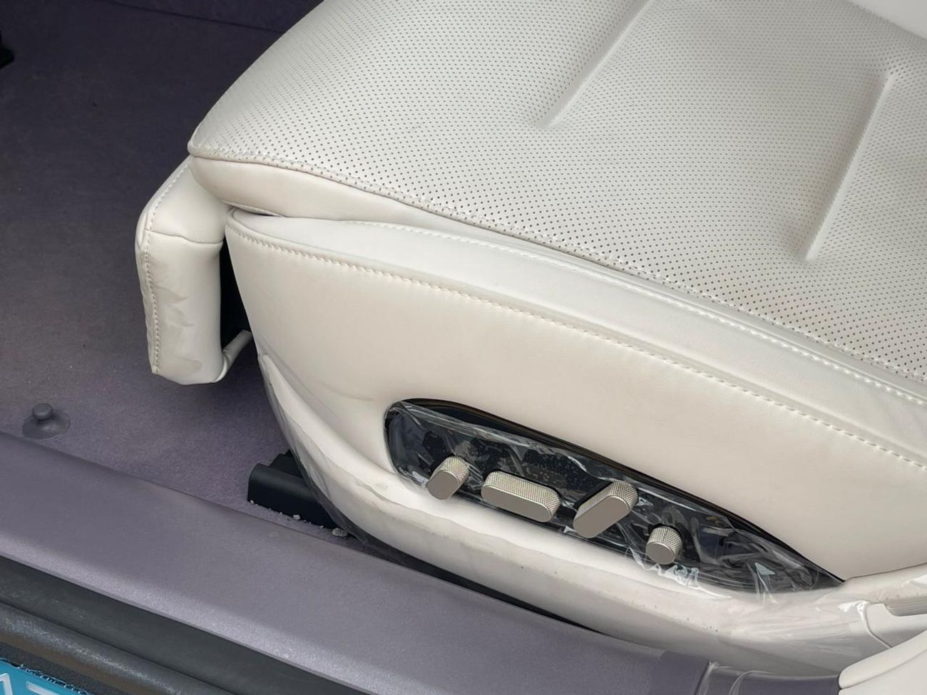 Avatr 12 AVATAR 12 ULTRA HYBRID