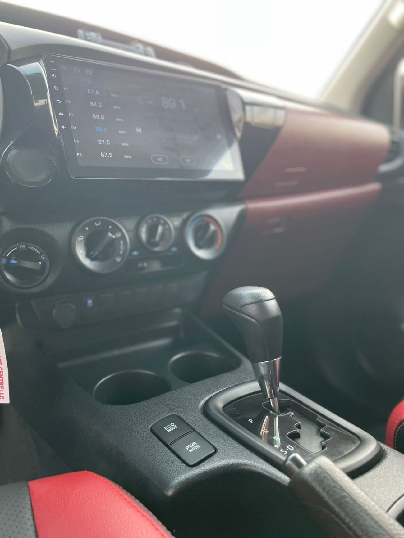 Toyota Hilux 2021 Toyota Hilux GL Advanture Modified - 2.7L V4 - AWD 4x4 - 360* CAM - Patrol - 2 Keys -