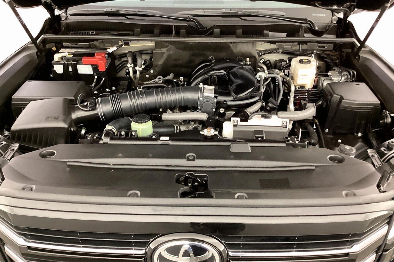 Toyota Land Cruiser VXR | Guaranteed Warranty | 0 Down Payment