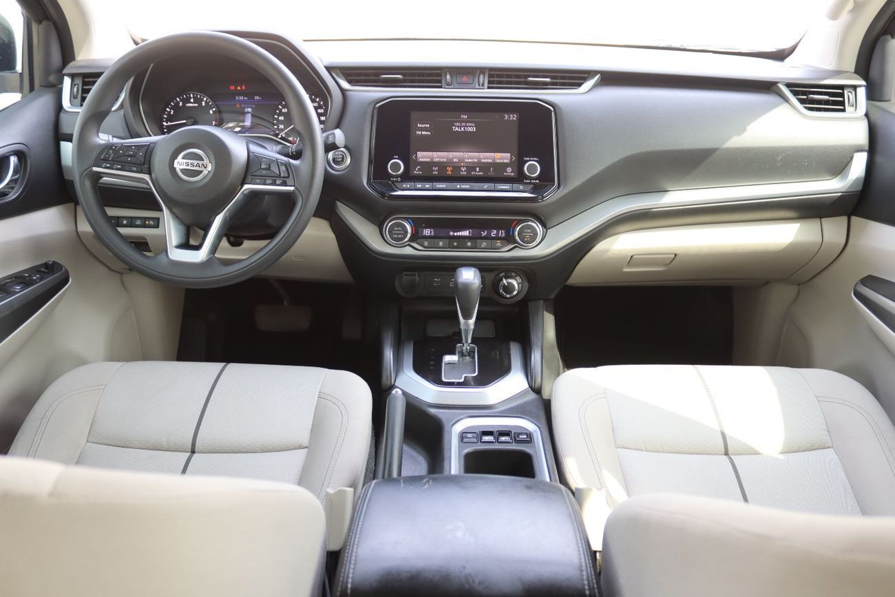 Nissan XTerra Titanium 2.5L 4WD 2022 NISSAN X-TERRA-TITANIUM GCC model in excellent condition without accidents -