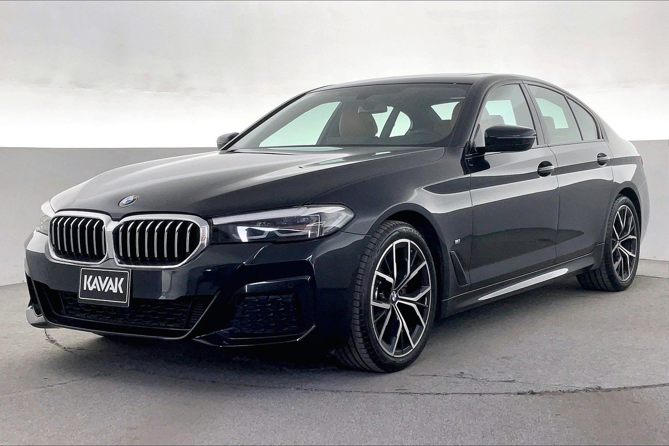 بي أم دبليو 520i M Sport | شامل الضمان | 0 ﺪﻔﻋﺓ ﺃﻮﻟﻯ