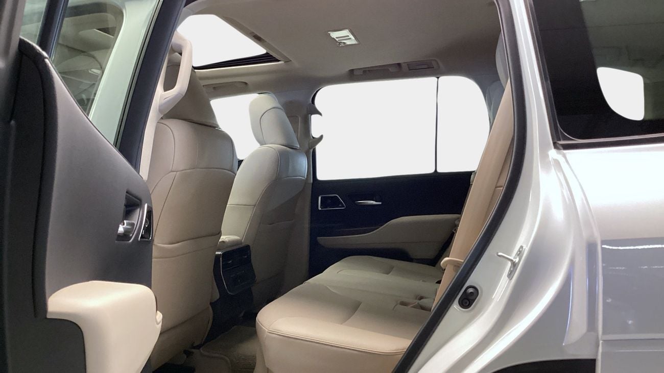 تويوتا لاند كروزر 3.5T V6 GXR 4WD AUTO | شامل الضمان | 0 ﺪﻔﻋﺓ ﺃﻮﻟﻯ