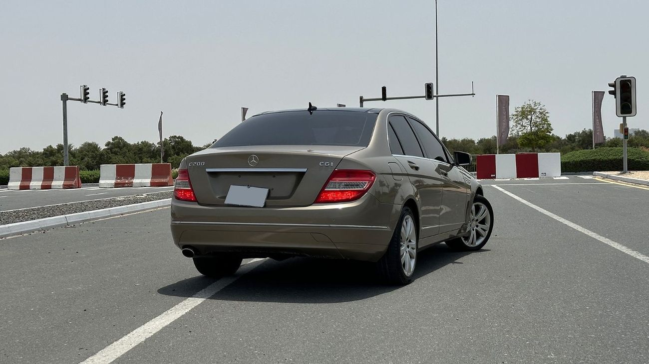 مرسيدس بنز C 200 GCC 2010 1.8L 4 Cylinders In Good Condition