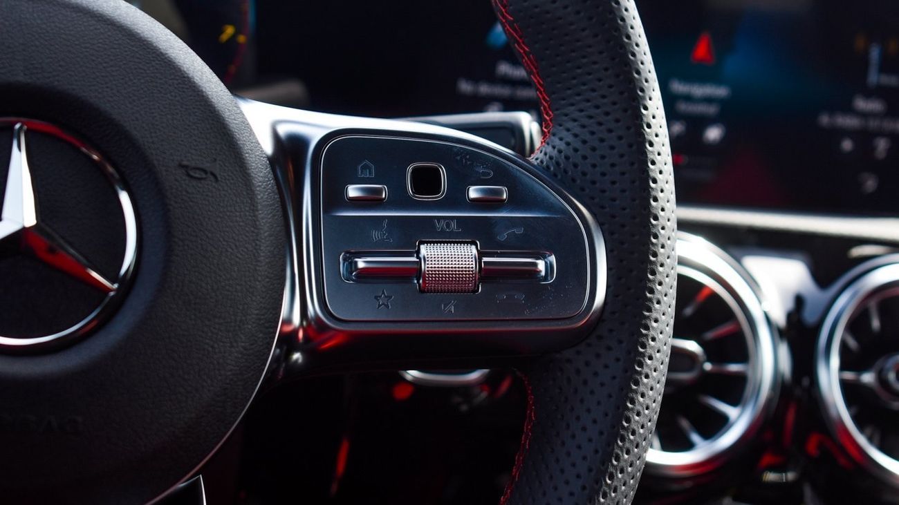 Mercedes-Benz CLA 200 Local Registration +10%