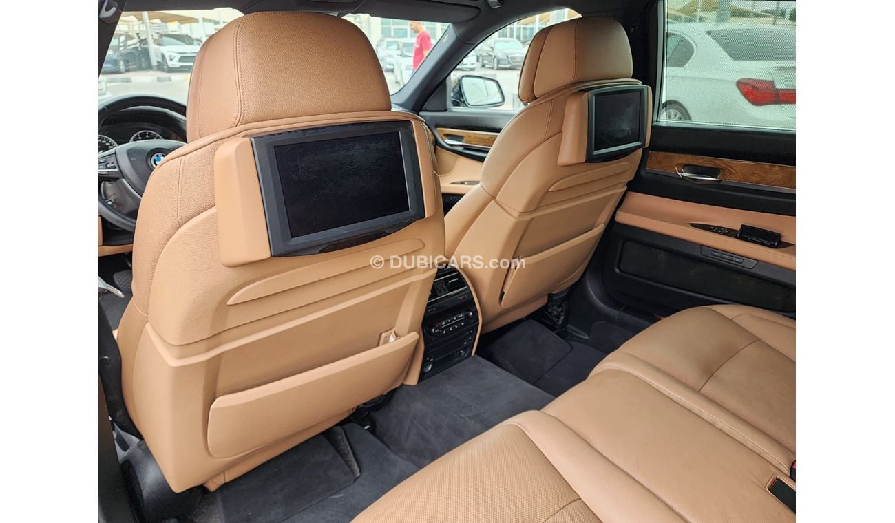 BMW 750Li BMW 750 LI_Gcc_2012_Excellent_Condition _Full option