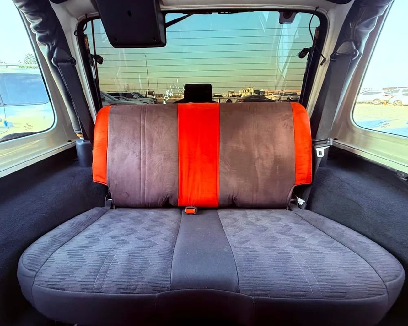 Jeep Wrangler SPORT GCC Specs جير عادي
