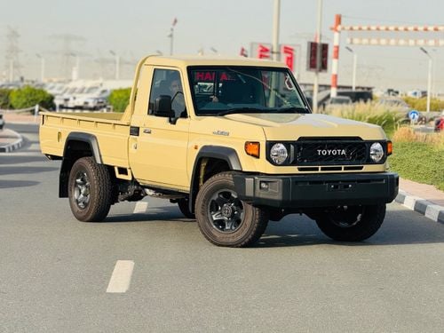 تويوتا لاند كروزر 76 Brand new Toyota Land Cruiser single cabin pick up 76
