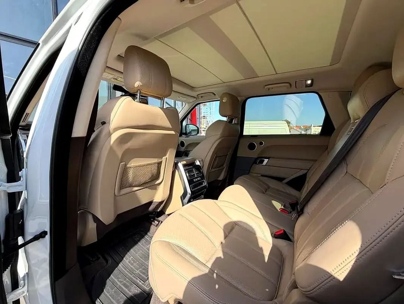 لاند روفر رينج روفر Vogue - American Specs - Low Mileage - Clean Condition