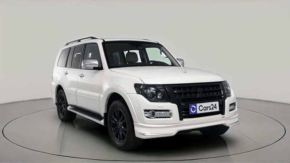 2020 Mitsubishi Pajero