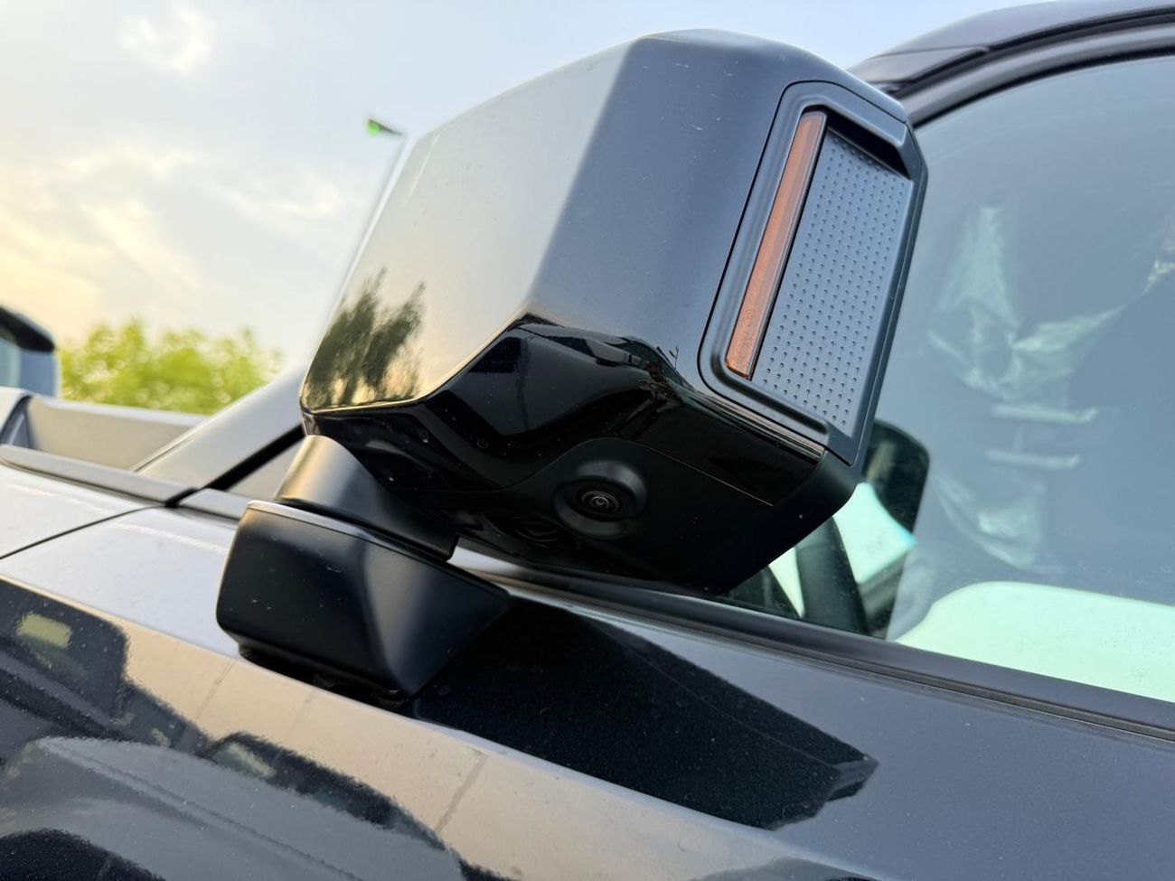 Toyota Prado TOYOTA PRADO 2.4L Luxury Top 2025 With Panoramic GCC (EXPORT ONLY)