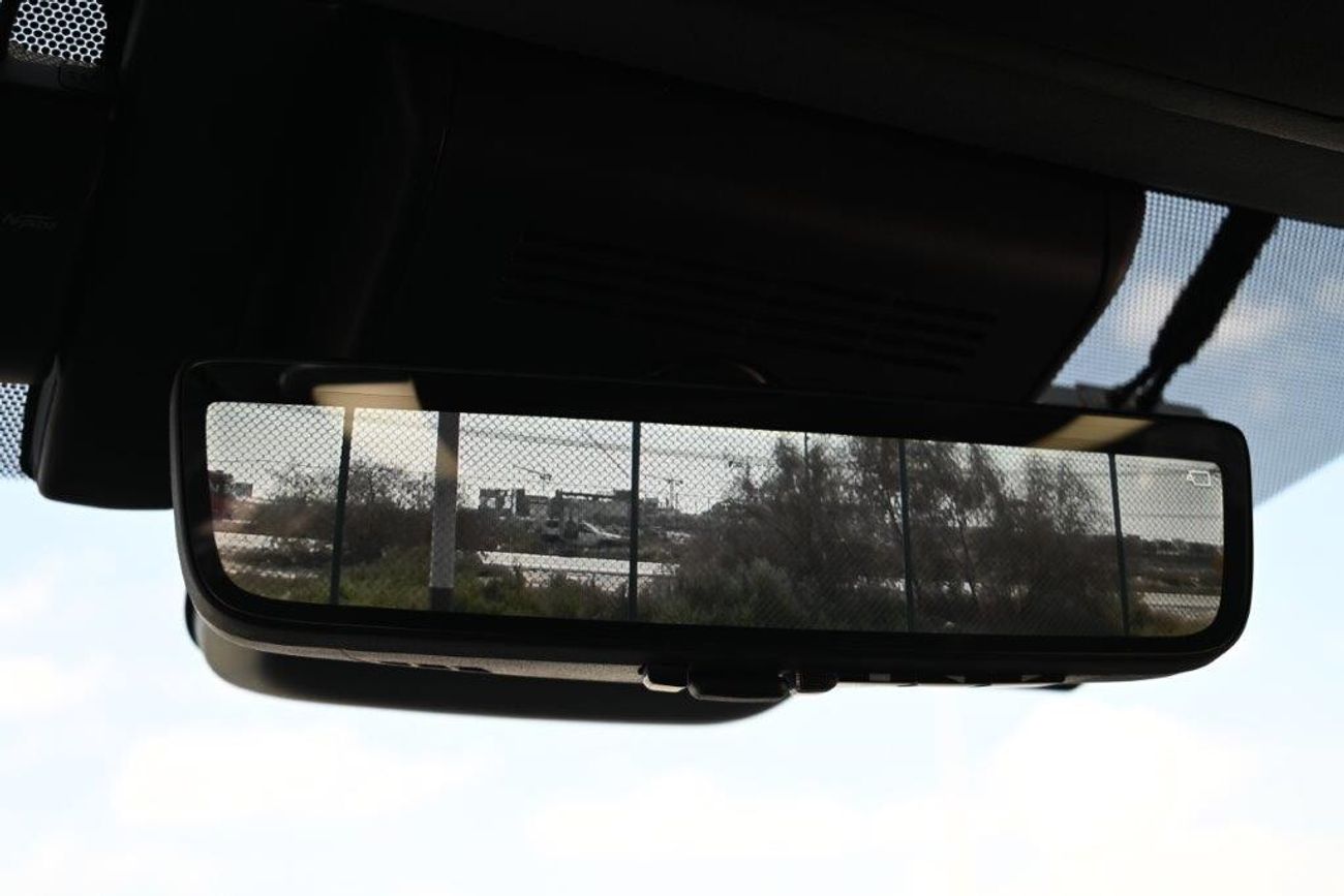 Toyota Alphard Hybrid Executive Lounge