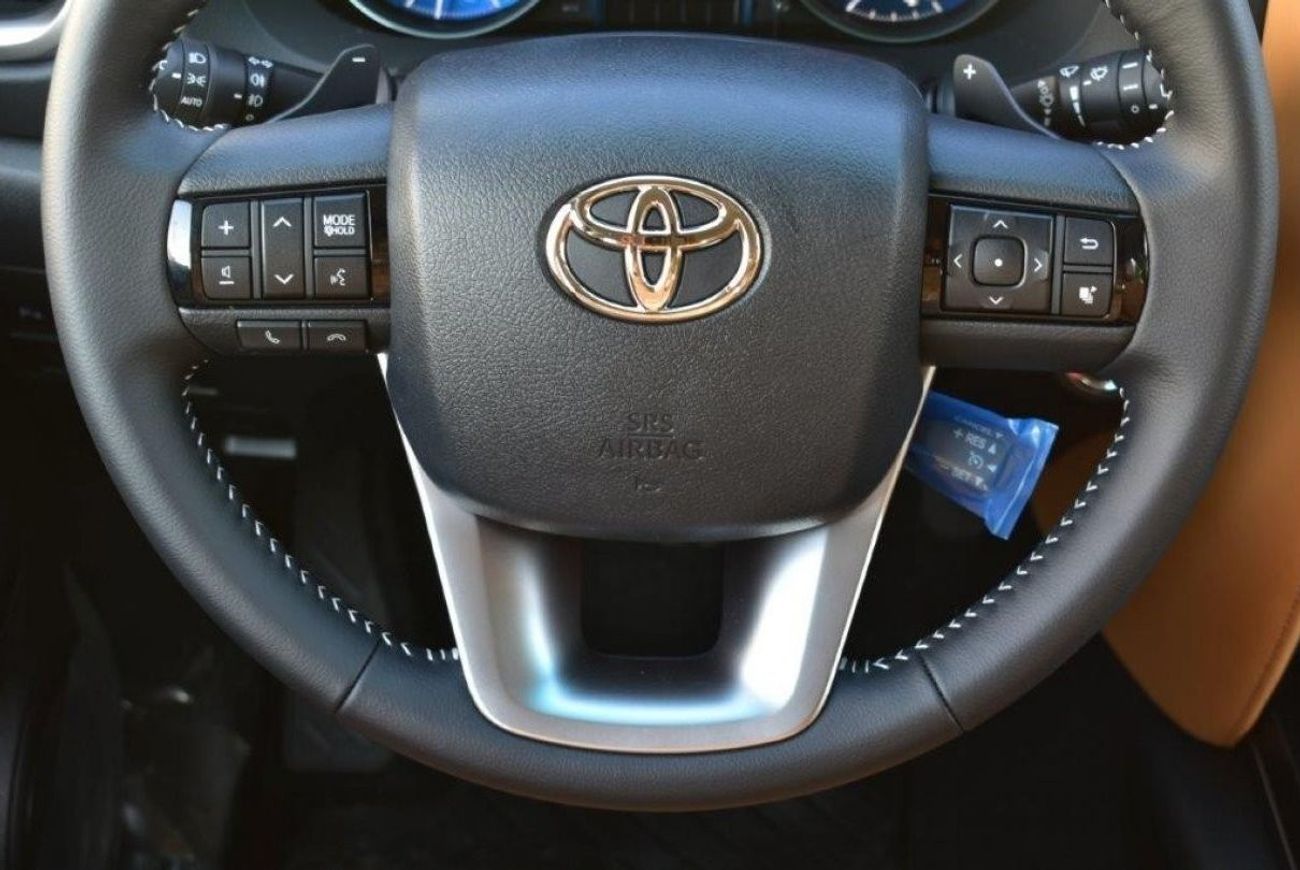 Toyota Fortuner VXR 4.0L (278 HP)