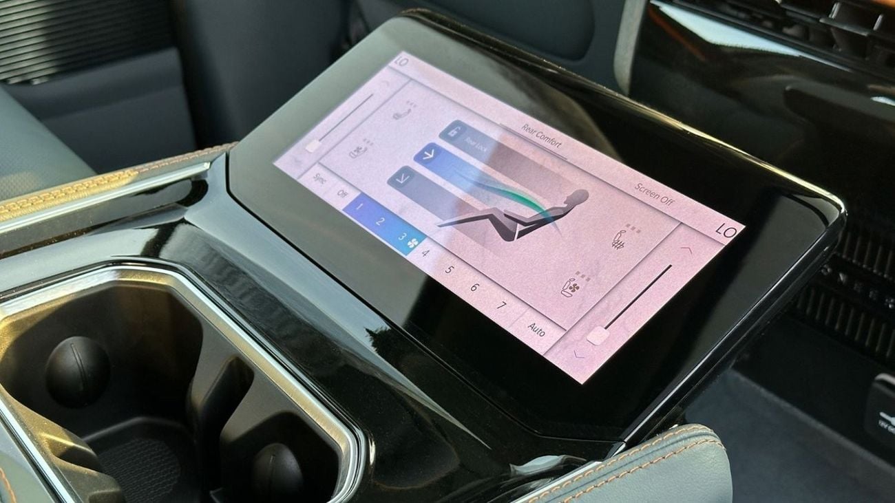 Jeep Grand Wagoneer 3 Series 2023 Fully Loaded Agency Warranty GCC 0kms