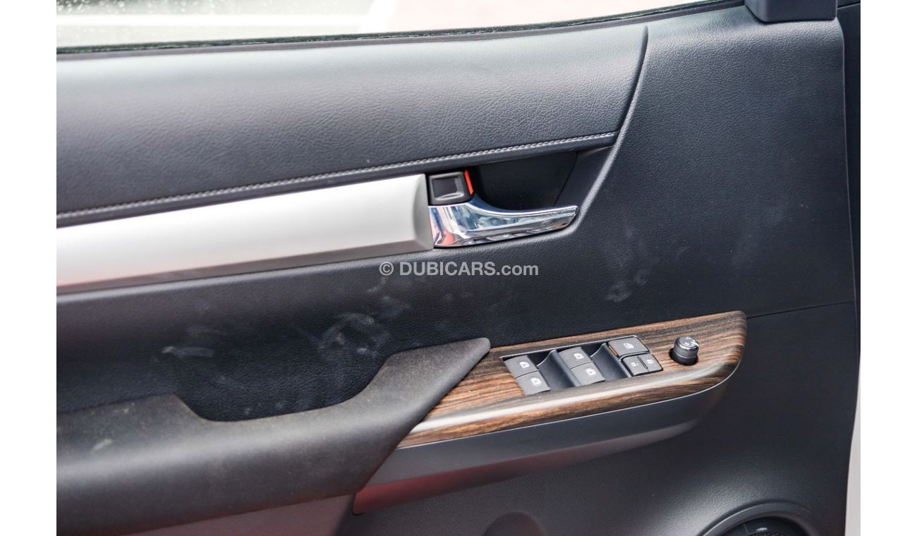 Toyota Hilux TOYOTA HILUX 2.7 AT FULL OPTION WHITE 2023