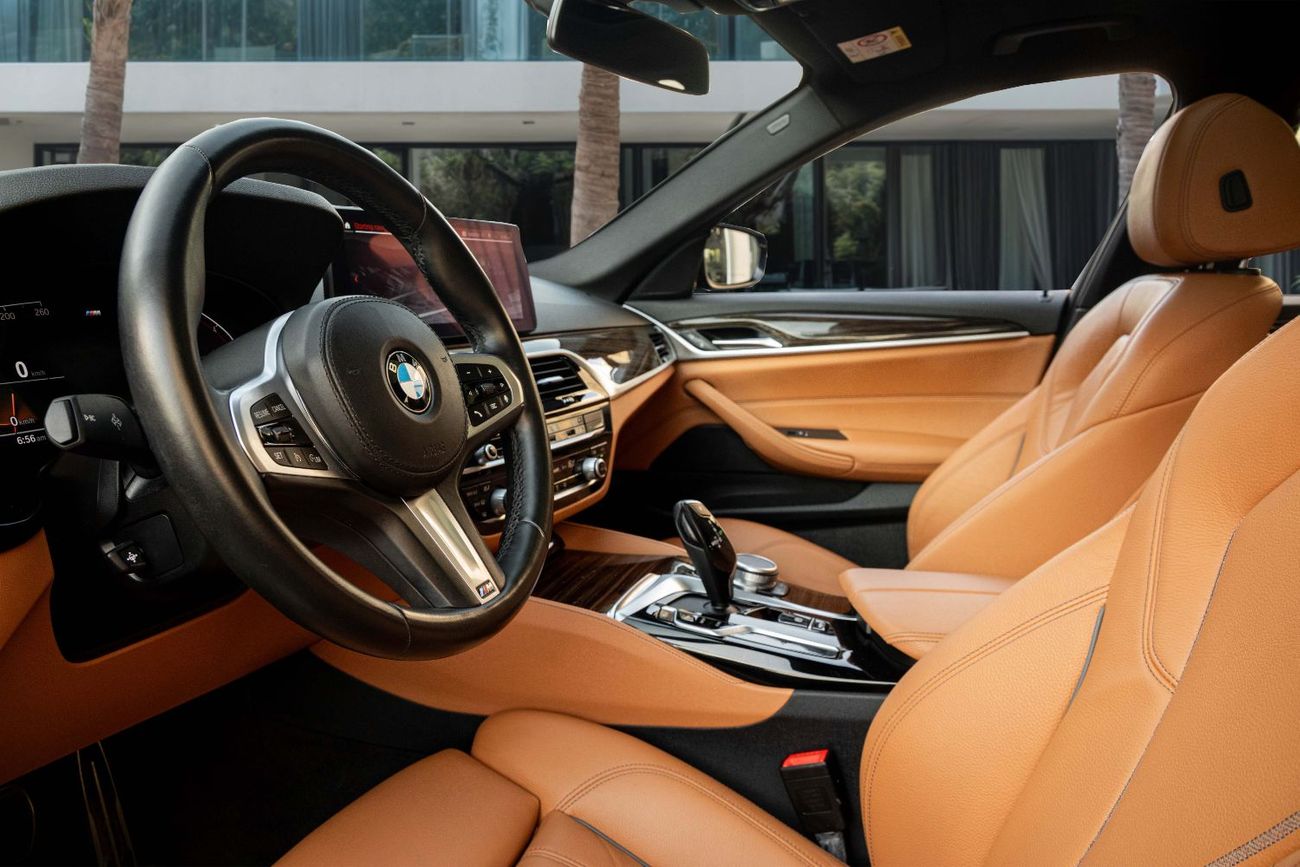 BMW 520i 2,742 P.M | 520i M Sport | 0% Downpayment | Agency Warranty!