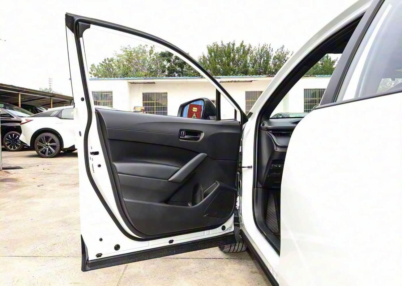 Toyota Corolla Cross 2.0L HYBRID INTELLIGENT HYBRID 2026