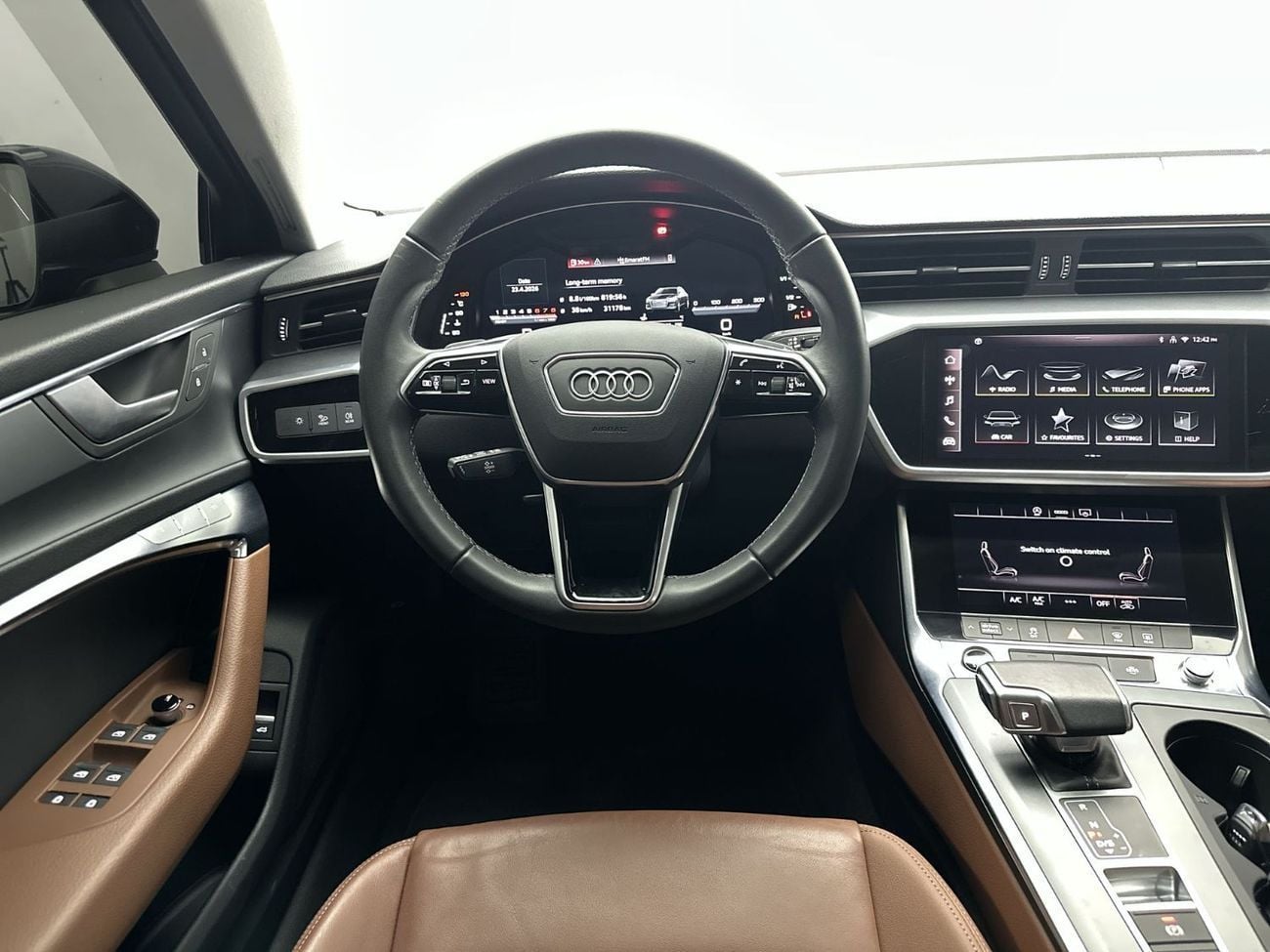 أودي A6 40 TFSI ADVANCED 40 TFSI (190 HP)