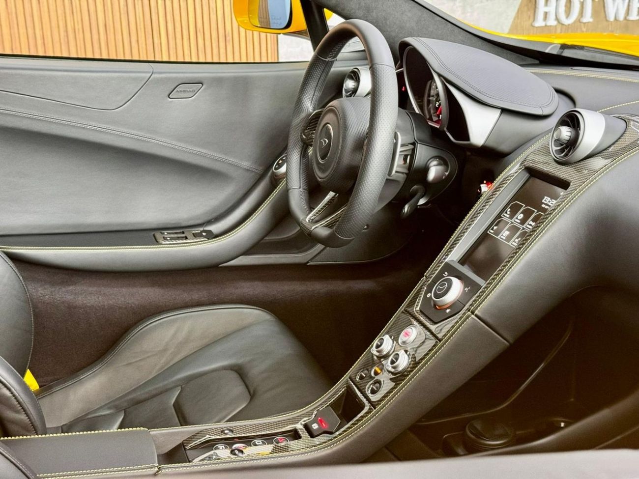 مكلارين MP4-12C | GCC | with Service history