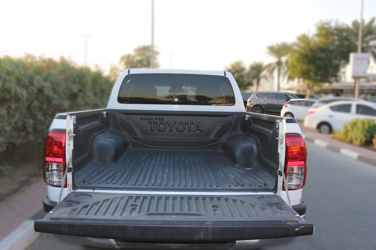 Toyota Hilux S GLX 2.4L 4WD A/T TOYOTA HILUX DIESEL 2018 FULL AUTOMATIC