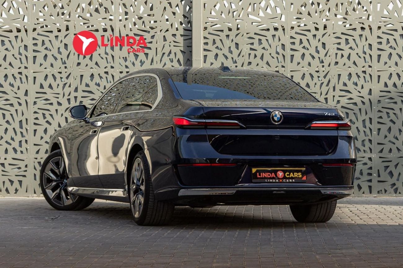 BMW 740i LUXURY PURE EXCELLENCE 2023 BMW 740i GCC | Agency Warranty