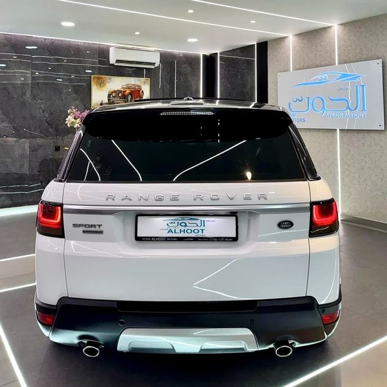 Land Rover Range Rover Sport Supercharged 5.0L SUPERCHARGED V8 || GCC SPECS || FULL OPTIONS || FREE ACCIDENTS