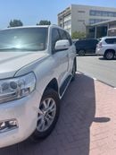 تويوتا لاند كروزر VXR