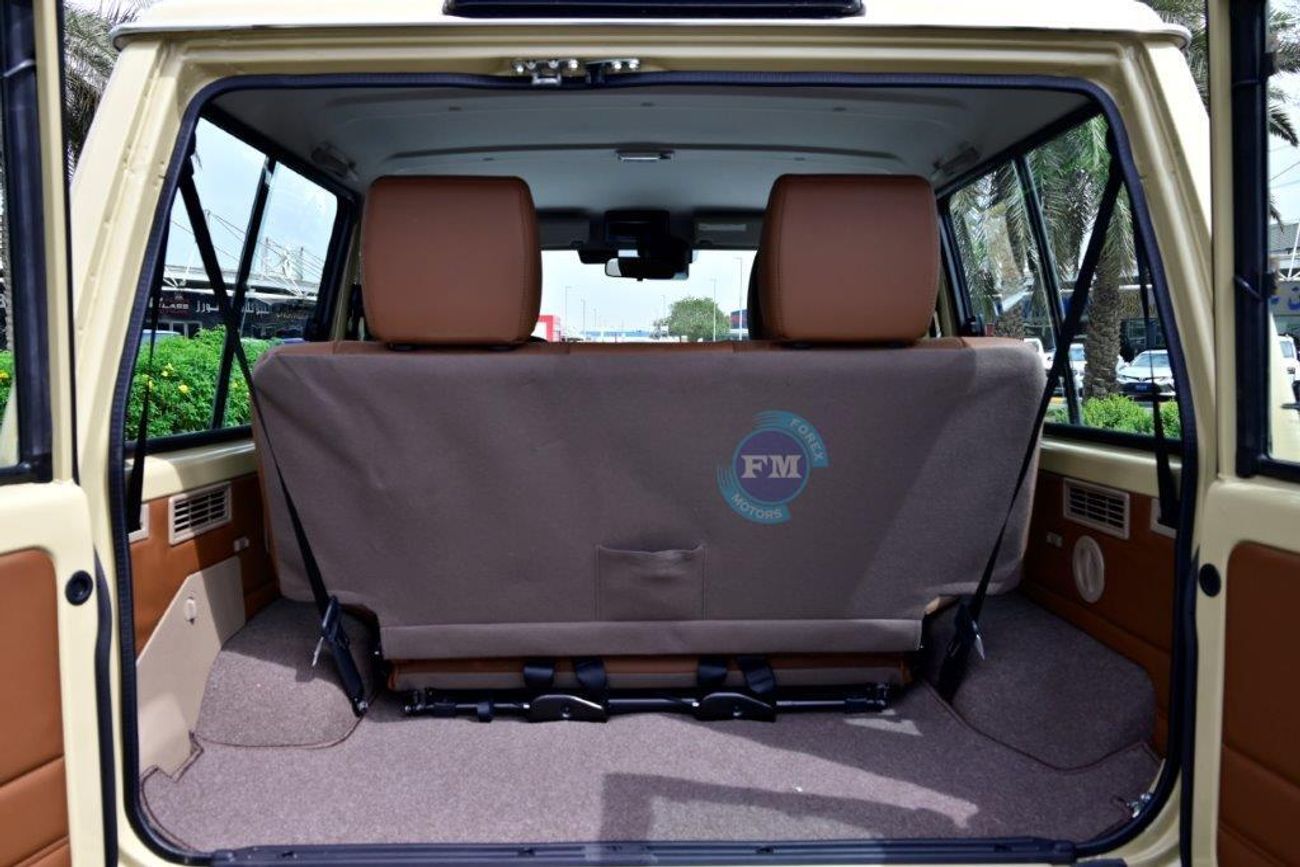 Toyota Land Cruiser 70 71 Short Wheel Base SDLX 2.8L Diesel 4WD Automatic