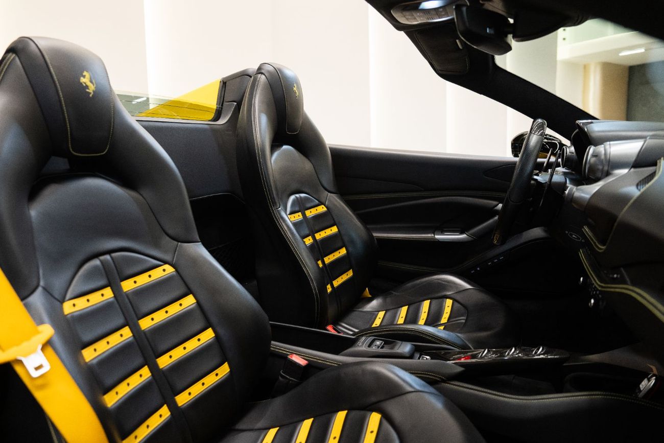 فيراري ف ٨ سبيدر - 2023 | 7 YRS SERVICE CONTRACT | FULL SERVICE HISTORY | GCC | LOW MILEAGE | PERFECT CONDITION