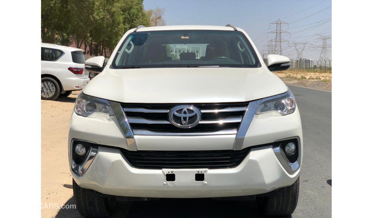 Toyota Fortuner EXR 2.7L Petrol, DVD + Rear Camera, Alloy Rims 17'', Parking Sensors Rear (LOT # 708)