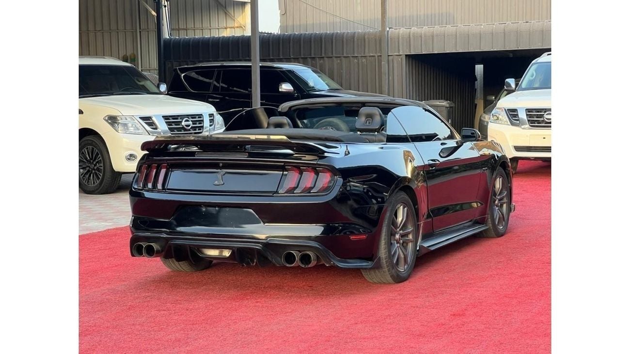Ford Mustang FORD MUSTANG ECOBOOST CONVERTIBLE GT 500  4 CYLINDER MODEL: 2016 MILEAGE : 76,000 KM PRICE: 44.000 D