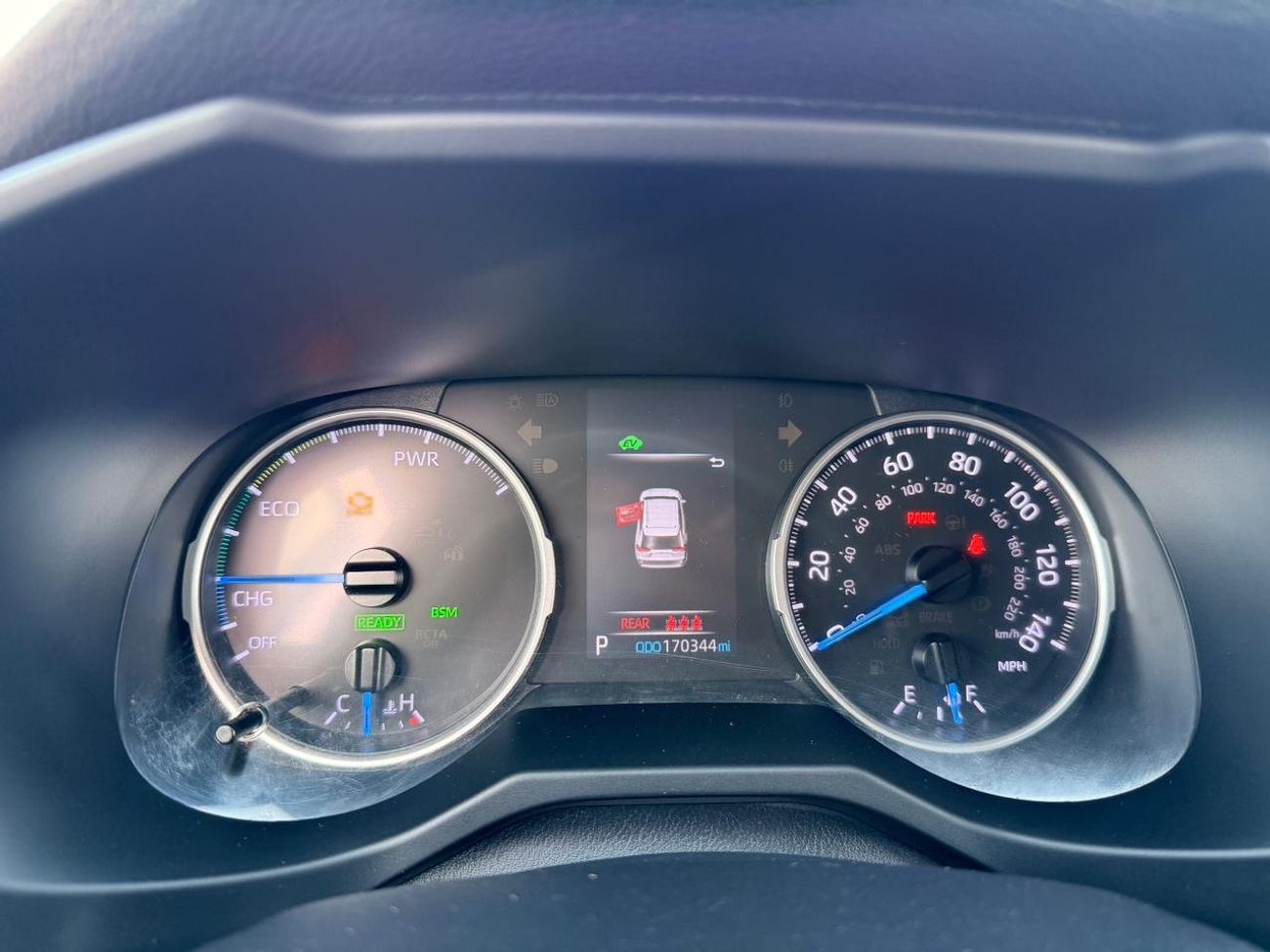 Toyota RAV4 XLE 2.5L