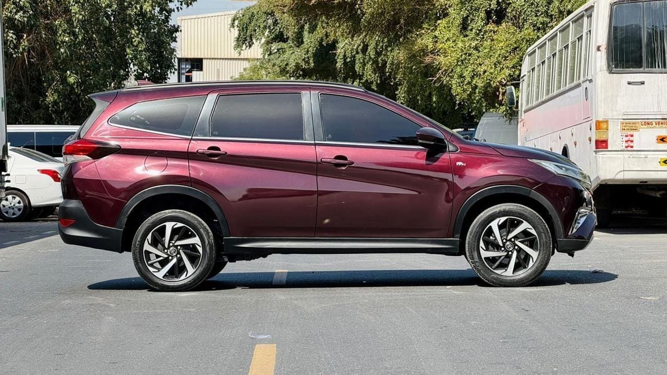 تويوتا راش 2019 | 1.5L PETROL | AT | LHD | DIGITAL AC | PREMIUM LEATHER SEATS | AUDIO PLAYER