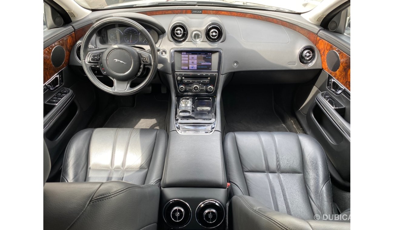 Jaguar XJ L 2014 Ref#110 FSH