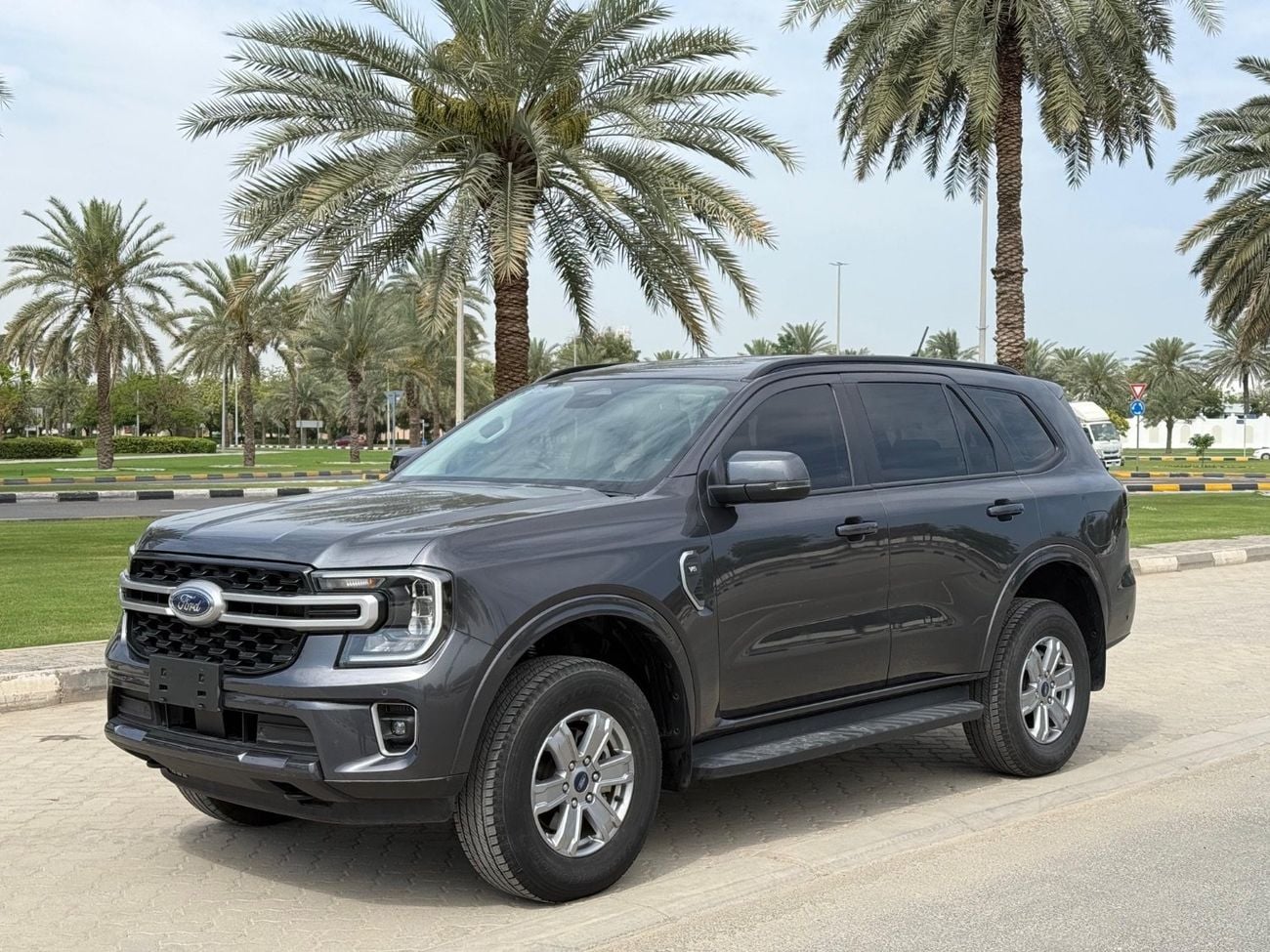 فورد ايفرست Ambiente