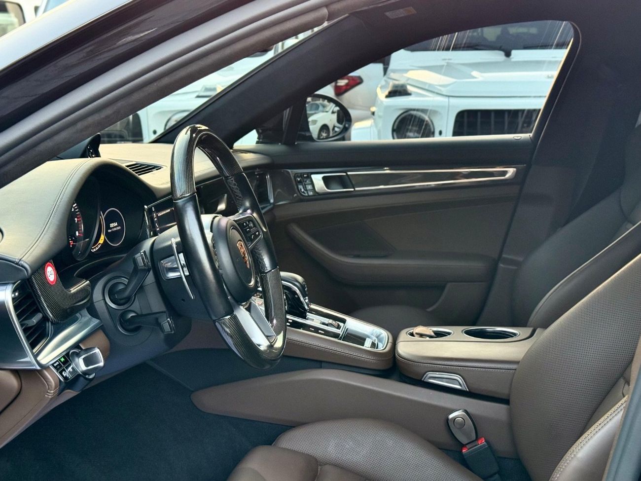 بورش باناميرا Turbo 4.0L AWD