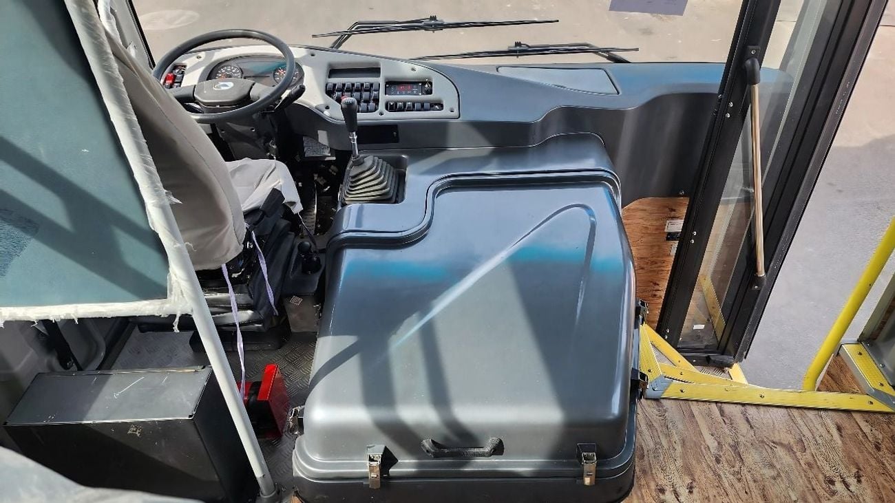 Eicher Skyline Eicher skyline executive model 20.15 65+D seater MY-2026