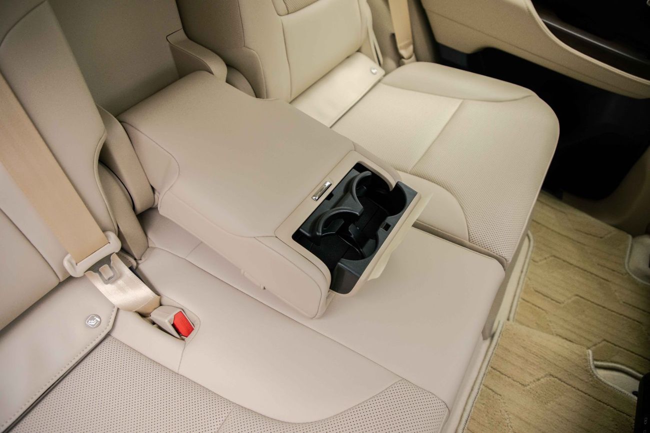 Toyota Land Cruiser GXR 3.5L - Silver Metallic Inside Beige | Export Only