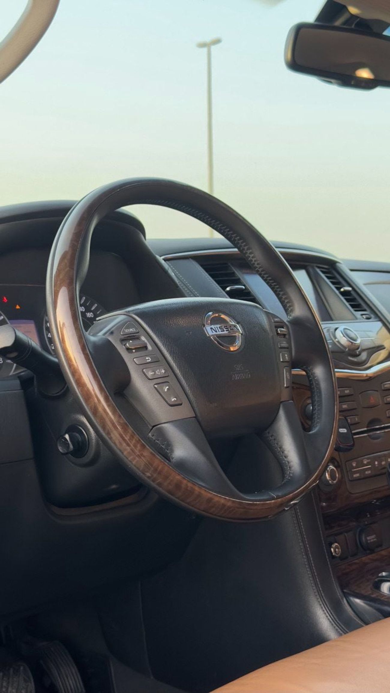 نيسان باترول LE Platinum 5.6L