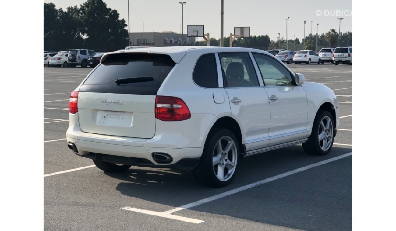 Porsche Cayenne Model 2009 GCC CAR PERFECT CONDITION FULL OPTION SUN ROOF LEATHER SEATS