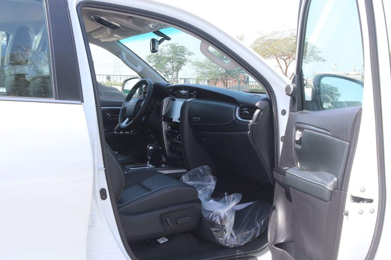 Toyota Fortuner 2026 Model Toyota Fortuner, 4.0L Petrol 4WD 6A/T