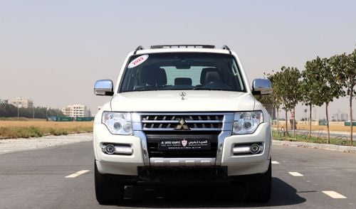 ميتسوبيشي باجيرو GLS HIGHLINE خالية من الحوادث - خليجية - حالة ممتازة من الداخل والخارج - كاملة المواصفات