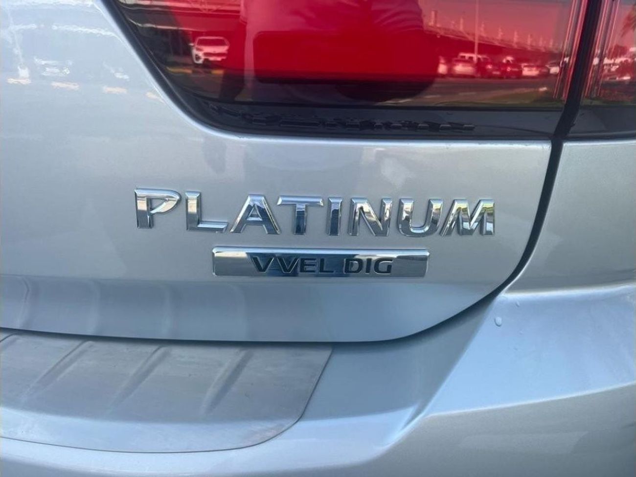 Nissan Patrol V8 PLATINUM 2024 0KM (Export)