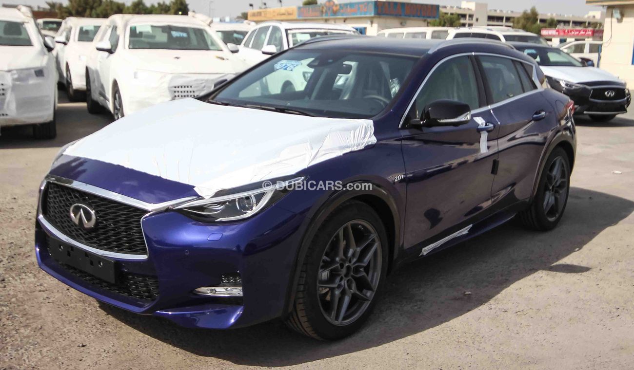 Infiniti Q30 ٍٍS - Export Price 117,000