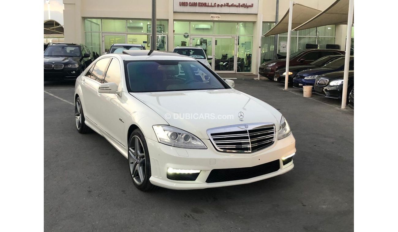 مرسيدس بنز S 550 موديل 2009 حاله ممتازه من الداخل والخارج فل مواصفات محول 2013 كت AMG  فل مواصفات كراسي جلد ومثبت سرع