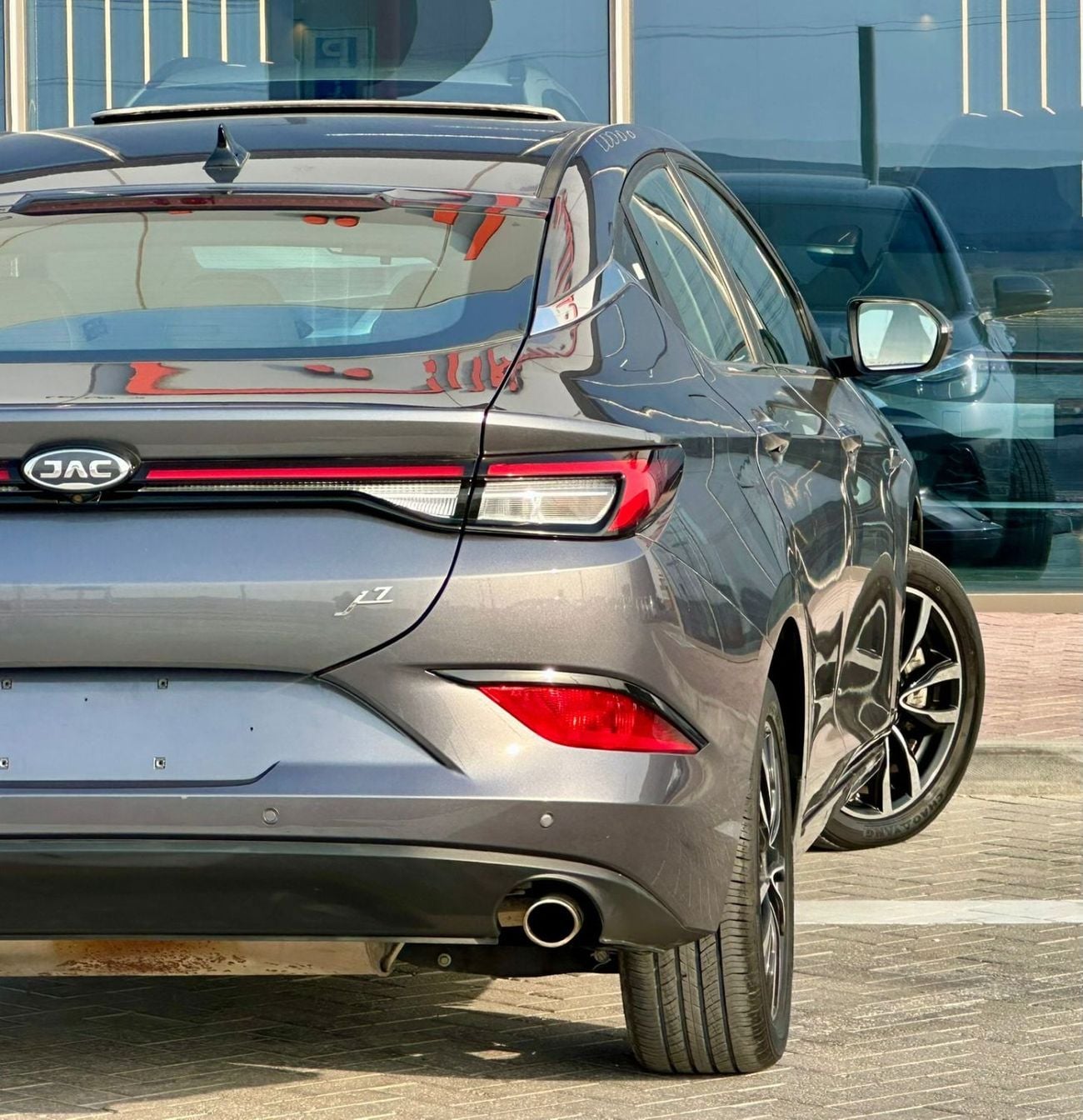 JAC J7 530-Monthly l GCC l Cruise, Sunroof, Leather Seats l Accident Free