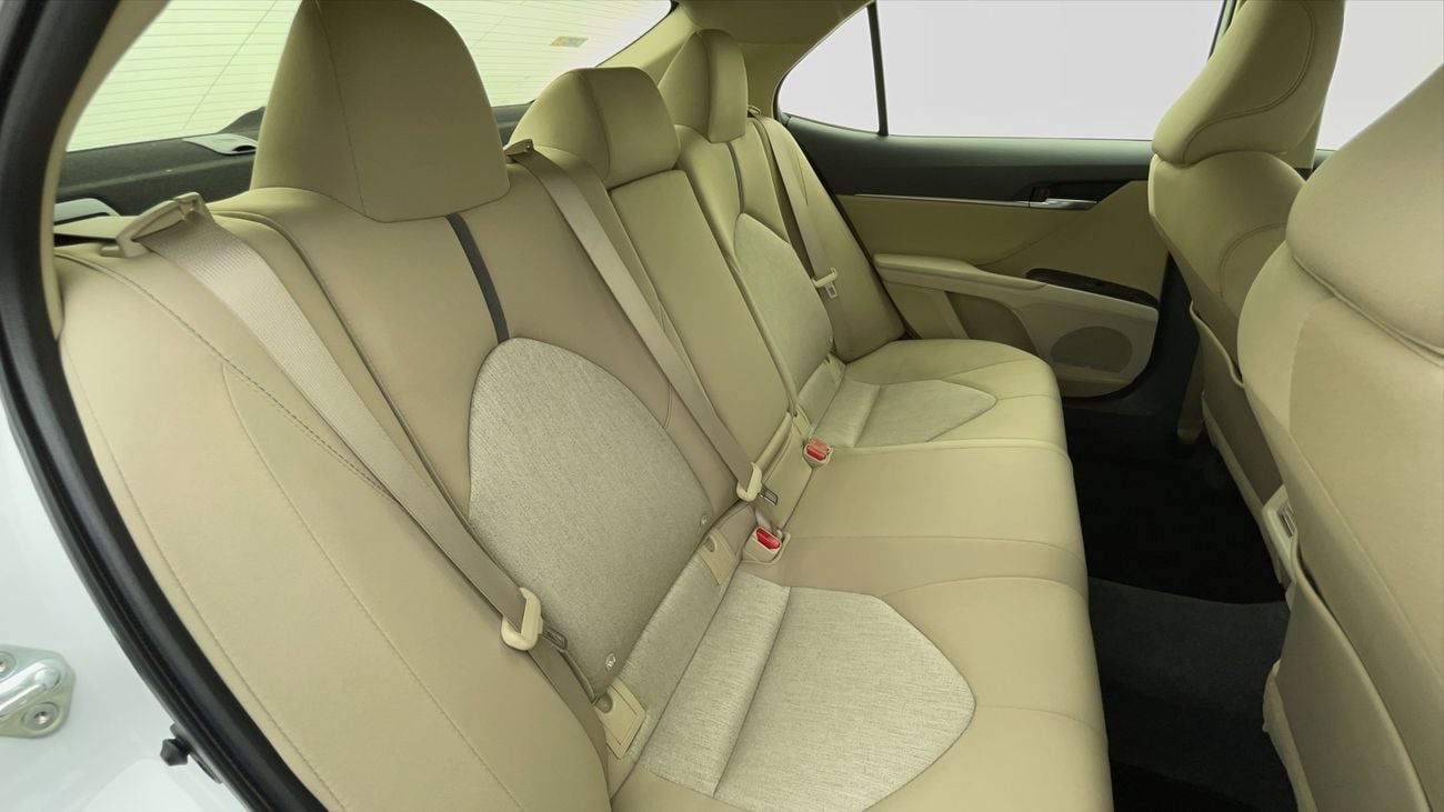 تويوتا كامري S 2.5 | بدون دفعة مقدمة | اختبار القيادة في المنزل