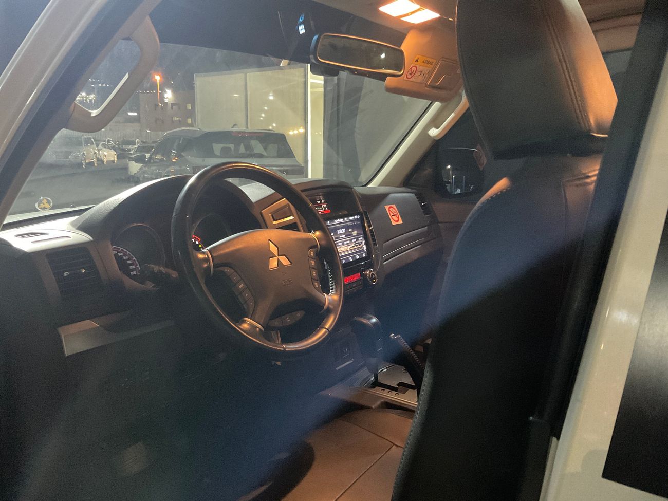 ميتسوبيشي باجيرو GLS Highline | شامل الضمان | 0 ﺪﻔﻋﺓ ﺃﻮﻟﻯ