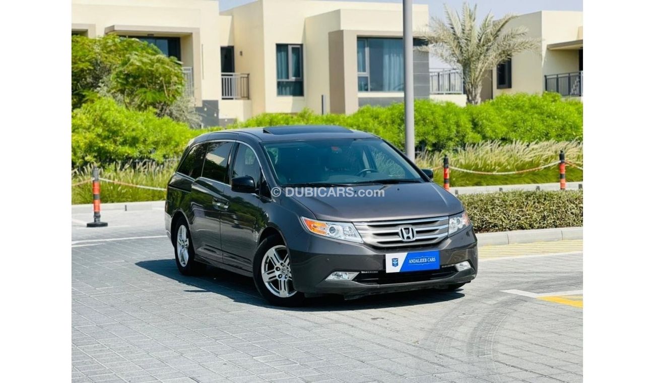 Honda Odyssey Touring 1385 P.M ODYSSEY 3.5L ll TOPEND ll AUTOMATIC DOORS ll GCC ll WELL MAINTAINED